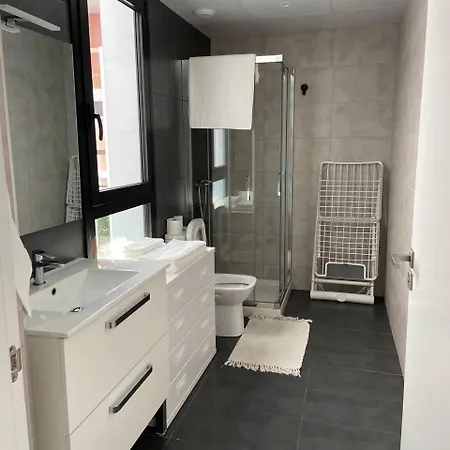 アパート Modern Flat By The Sea With Swimming Pool - Two Bedroom