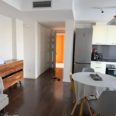 Modern Flat By The Sea With Swimming Pool - Two Bedroom アパート プラヤ・デアロ